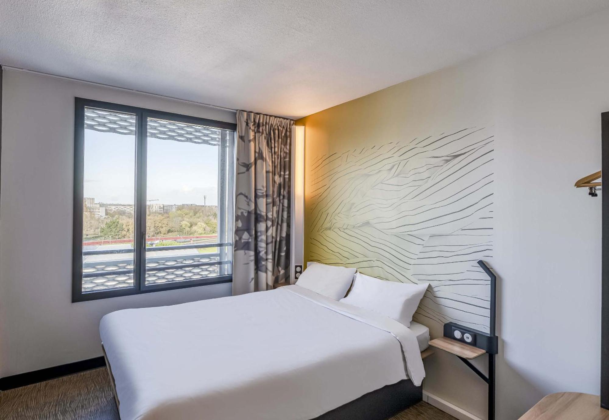 B&B Hotel Bordeaux Bassins A Flot Exteriör bild