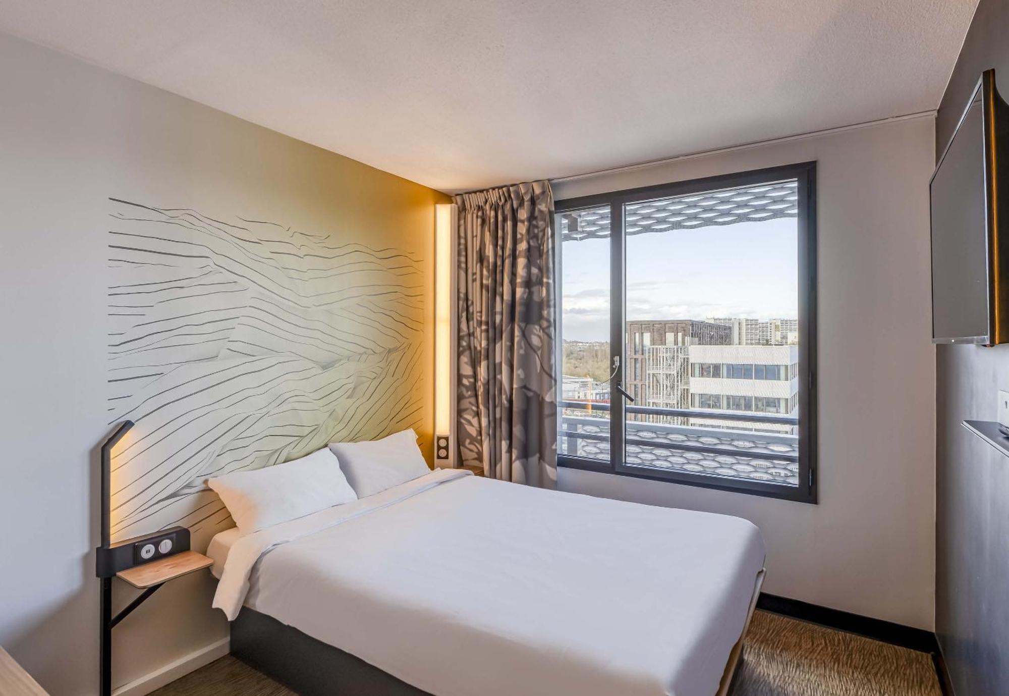 B&B Hotel Bordeaux Bassins A Flot Exteriör bild